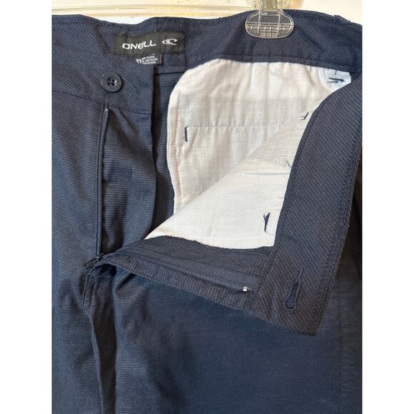 O'Neill Men's Shorts Dark Blue Light Check Pattern Size 33 Summer Beach Casual - Picture 7 of 12